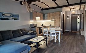 Apartament Sosny 2,3 Nad Jeziorem Otw Borowno Wielkie